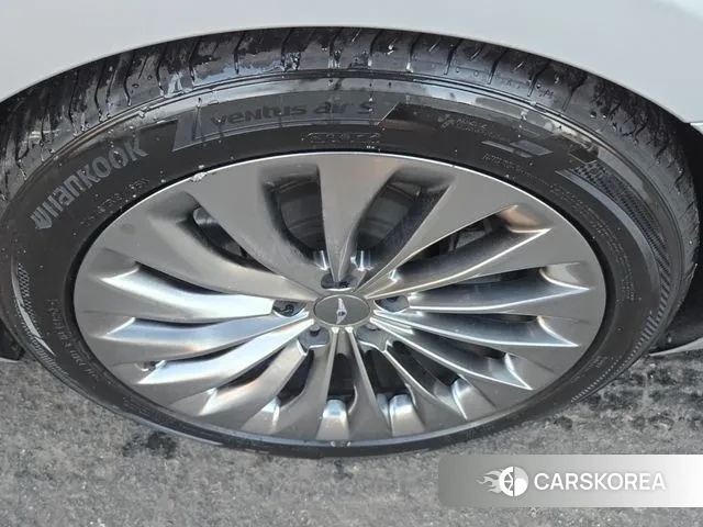 Genesis EQ900 id 3698769 из Кореи 15