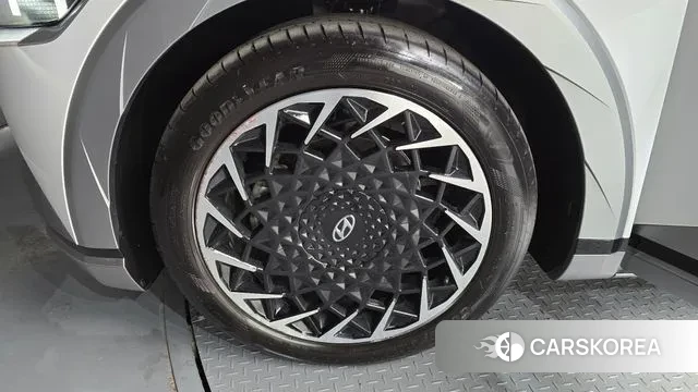 Hyundai Ionic 5 id 3630643 из Кореи 15