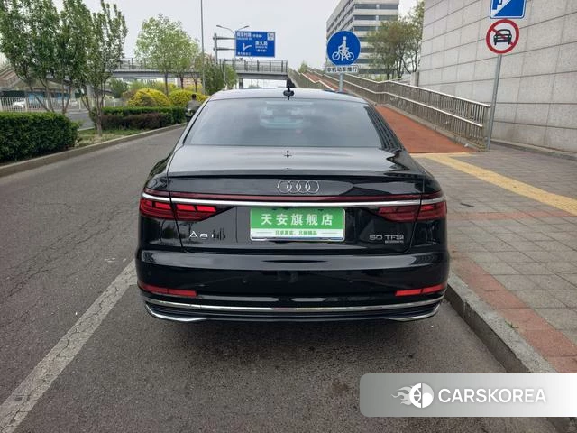 Audi A8 id 4208679 из Китая 19