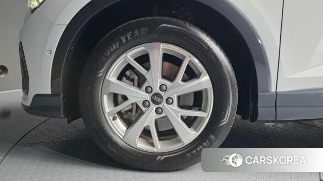 Audi Q3 (F3) id 4266709 из Кореи 25