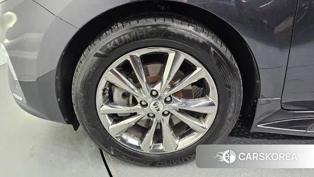 Kia The New Carnival id 2971365 из Кореи 15