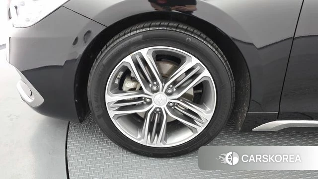 Hyundai Grandeur IG id 4188716 из Кореи 26