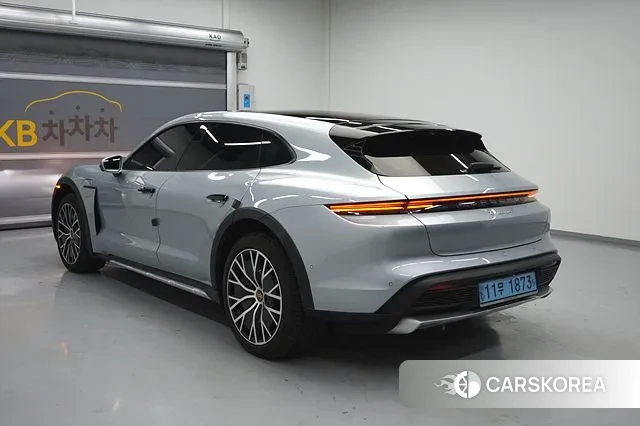 Porsche Taycan id 2975030 из Кореи 15