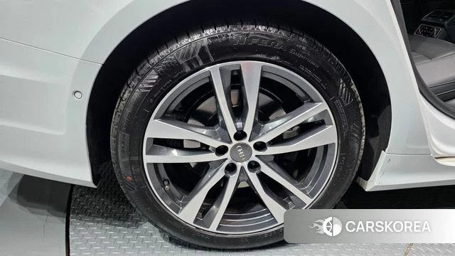 Audi A6 (C8) id 3910942 из Кореи 15