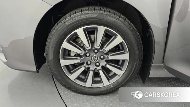 Toyota Sienna id 4363323 из Кореи 15