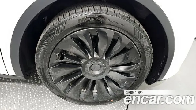 Tesla Model Y id 2728240 из Кореи 15