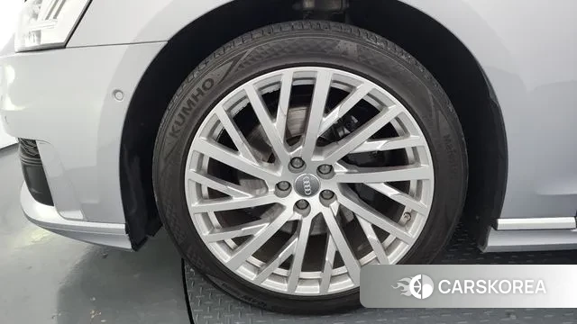 Audi A8 (D5) id 3509081 из Кореи 15