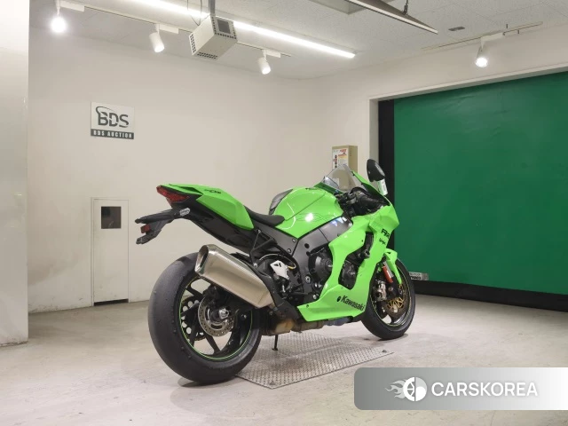 Kawasaki ZX-10R NINJA 2022 из Японии, фото 5