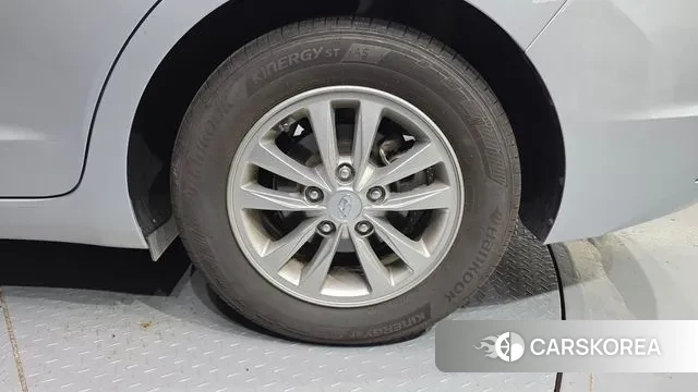 Hyundai The New Avante AD id 3391081 из Кореи 15