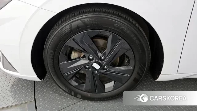 Hyundai Avante Hybrid (CN7) id 2959873 из Кореи 15