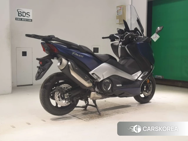 Yamaha T-MAX 530 DX 2017 из Японии, фото 5