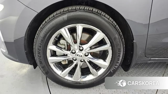 Kia The New Carnival id 3748233 из Кореи 15