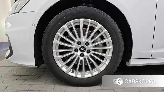 Audi A6 (C8) id 3412145 из Кореи 15