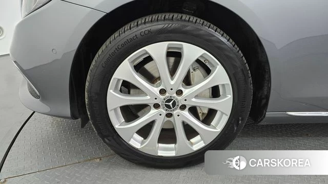 Mercedes-Benz E-Class W213 id 4225812 из Кореи 31