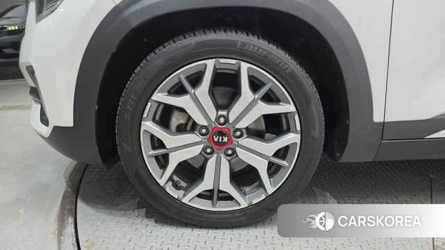Kia Seltos id 4490576 из Кореи 25