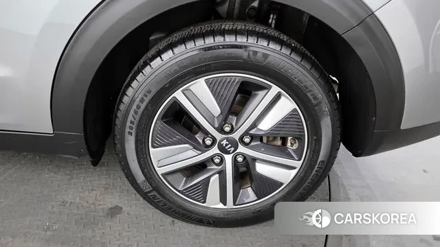 Kia The New Niro id 3692466 из Кореи 15