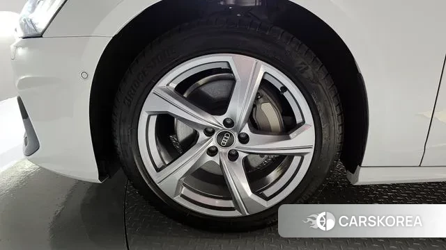 Audi A6 (C8) id 3256304 из Кореи 15