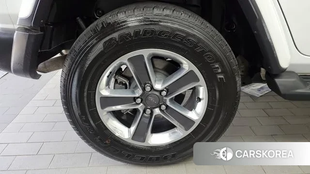 Jeep Wrangler (JL) id 3045453 из Кореи 15