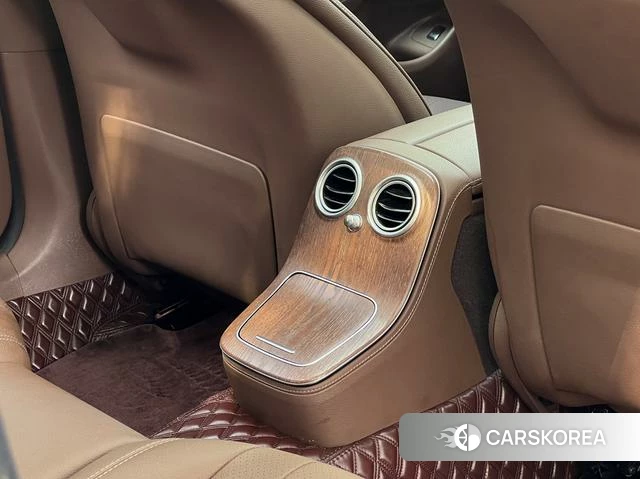 Mercedes-Benz E-class id 4374482 из Китая 17