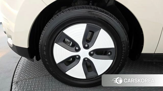 Kia Soul EV id 4378018 из Кореи 29