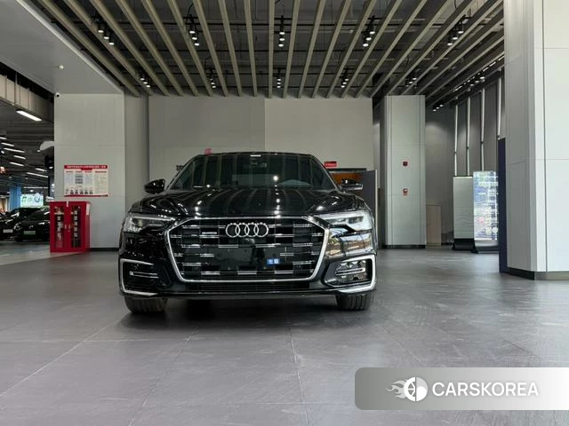 Audi A6L id 4300784 из Китая 13