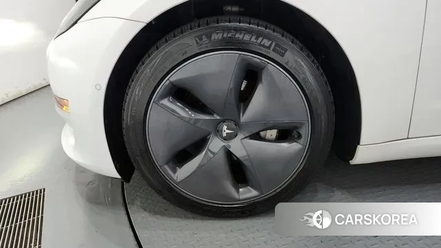 Tesla Model 3 id 3094124 из Кореи 15