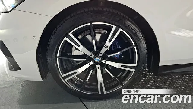 BMW 5 Series (G60) id 2671321 из Кореи 15