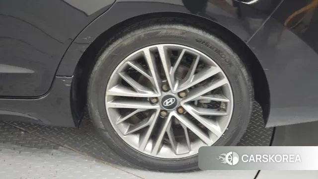 Hyundai Avante AD id 3156776 из Кореи 15