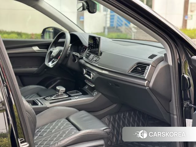 Audi Q5L Sportback id 4261489 из Китая 13