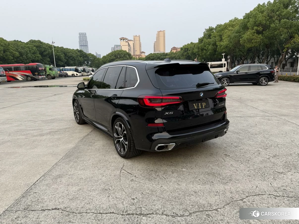 BMW X5 id 4426614 из Китая 7