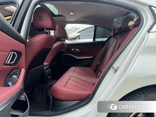 BMW 3 series 2022 Белый из Китая, фото 5