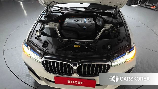 BMW 5 Series (G30) id 3965065 из Кореи 15