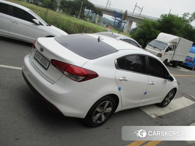 Kia The New K3 id 4406392 из Кореи 13