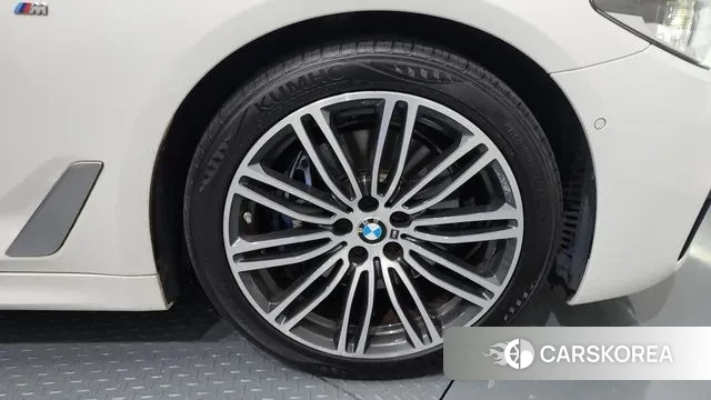 BMW 5 Series (G30) id 3259252 из Кореи 15