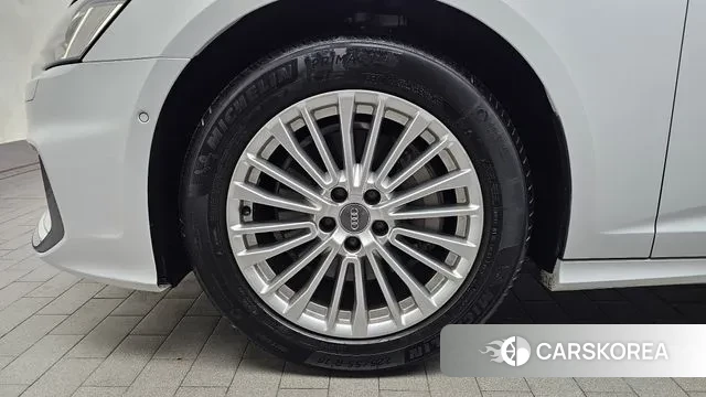 Audi A6 (C8) id 3788677 из Кореи 15