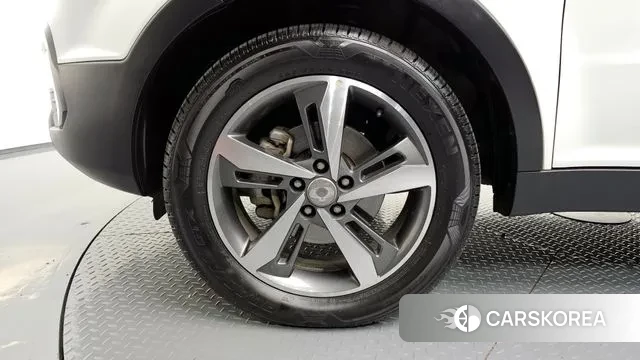 Ssangyong New Style Korando C id 3656925 из Кореи 15