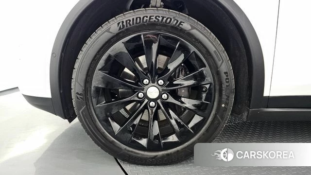 Tesla Model X id 4284186 из Кореи 35