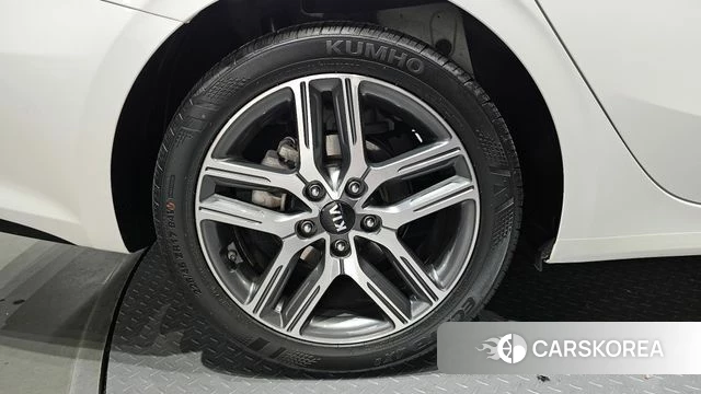 Kia Come New K3 id 3905499 из Кореи 15