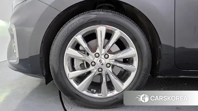 Kia The New Carnival id 3713889 из Кореи 15