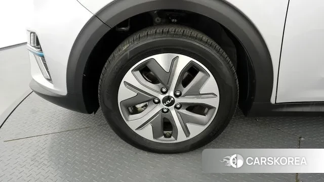 Kia Niro EV id 3192287 из Кореи 15