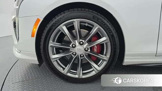 Cadillac CT4 id 3361961 из Кореи 15