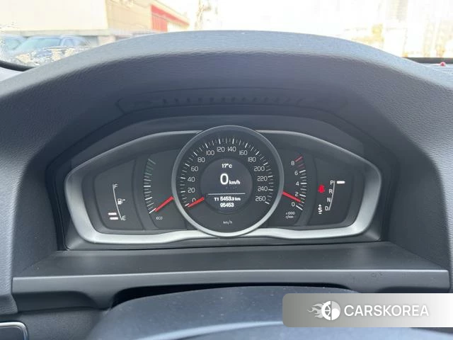 Volvo S60 id 4227908 из Китая 9