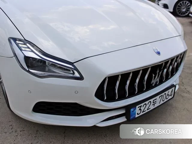 Maserati Quattroporte id 3055535 из Кореи 15
