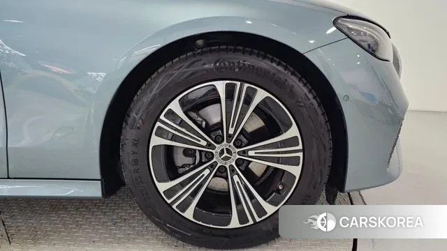 Mercedes-Benz E-Class W214 id 3236501 из Кореи 15