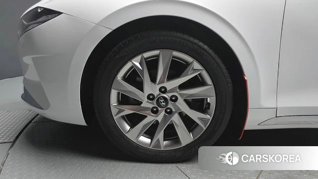 Hyundai The New Grandeur IG Hybrid id 4350910 из Кореи 31