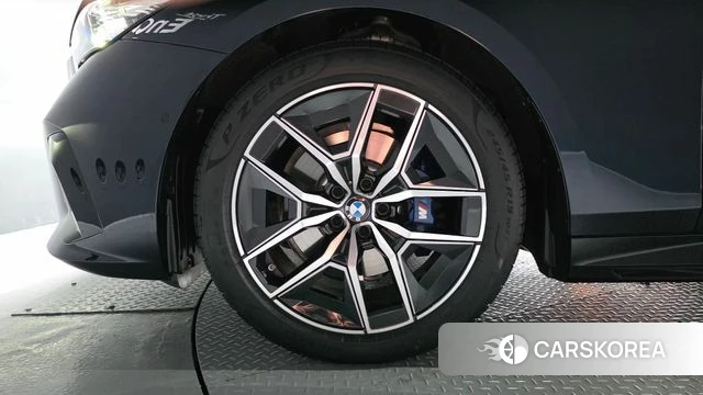 BMW 5 Series (G60) id 4427111 из Кореи 15