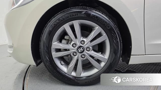 Hyundai Avante AD id 4882740 из Кореи 15