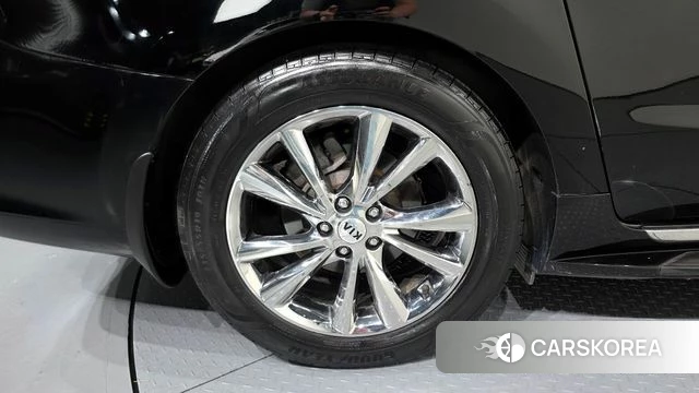 Kia The New Carnival id 4356547 из Кореи 26