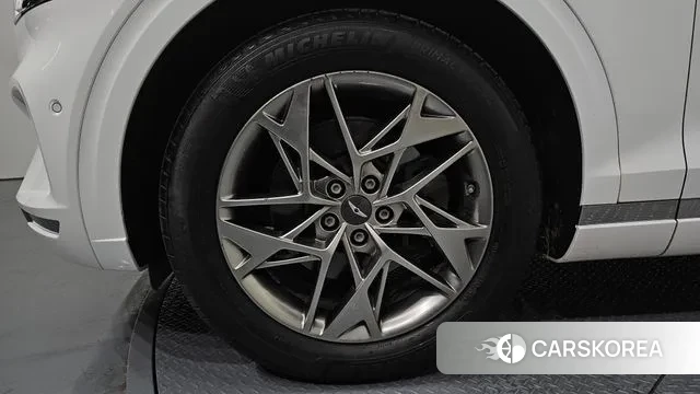 Genesis GV70 id 3597335 из Кореи 15