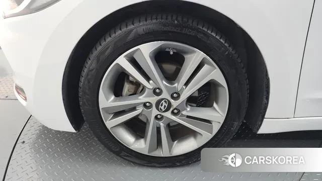 Hyundai Avante AD id 3460195 из Кореи 15